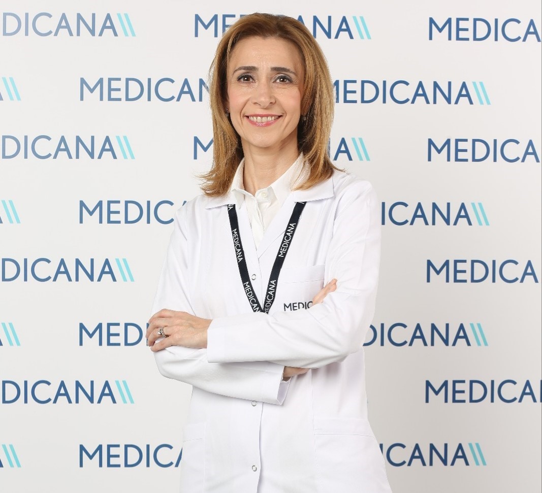 YANLIŞ VE BİLİNÇSİZ KOZMETİK ÜRÜN KULLANMAK VE MAKYAJDA HİJYENE DİKKAT