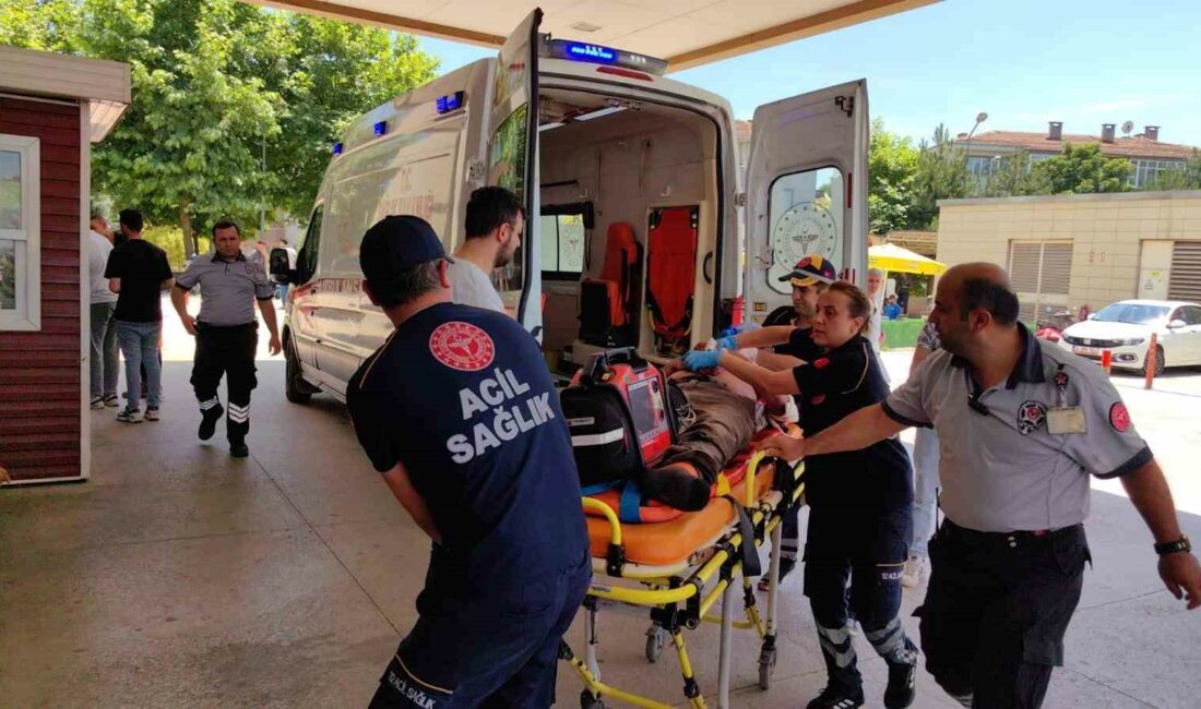 Bursa’da hafif ticari araçla çarpışan motorsiklet sürücüsü öldü BURSA'NIN YENİŞEHİR İLÇESİNDE HAFİF TİCARİ ARAÇ İLE ÇARPIŞAN MOTOSİKLETİN SÜRÜCÜSÜ