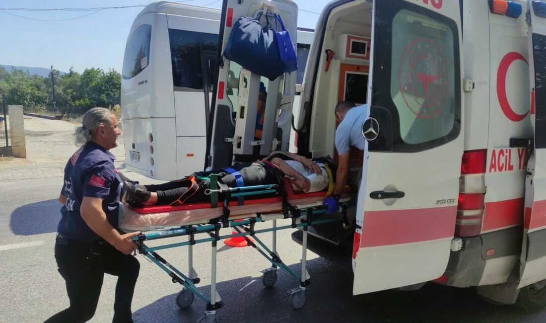 Motosiklet kazasında sürücü yaralandı BURSA’NIN ORHANGAZİ İLÇESİNDE GÖL YOLU ÜZERİNDE SEYİR HALİNDEKİ BİR MOTOSİKLET