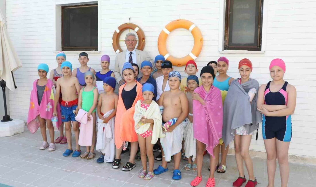 Mudanya Belediyesi Yüzme Havuzunda yaz sezonu başladı MUDANYA BELEDİYESİ YÜZME HAVUZU ÇOCUKLARIN YAZ TATİLİNDE SPORLA TANIŞMALARINI VE