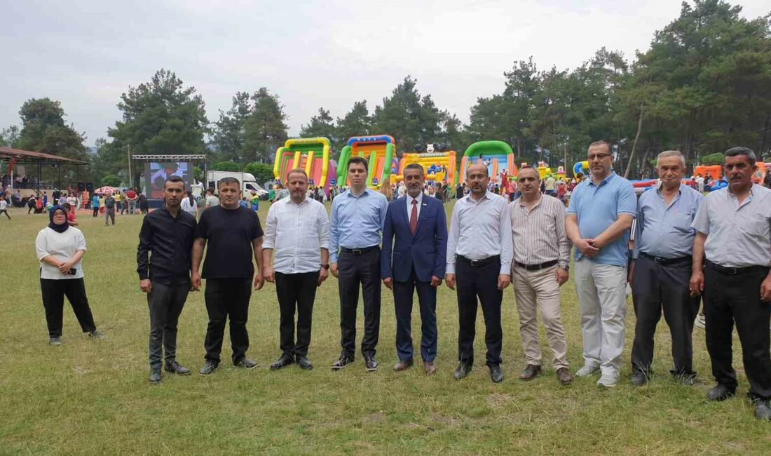 Orhaneli’de şenlik gibi sergi HALK EĞİTİM MÜDÜRLÜĞÜ YIL SONU SERGİSİ VE ÇOCUK ŞENLİĞİ