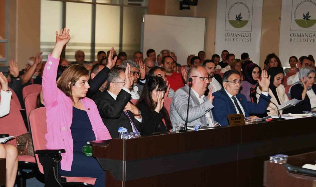 Osmangazi Belediye Meclisi toplantısı canlı yayınlandı OSMANGAZİ BELEDİYE MECLİSİ’NDE BİR İLK