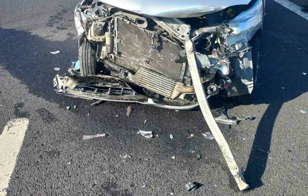 Otomobil kamyona arkadan çarptı: 2 yaralı GEBZE-ORHANGAZİ-İZMİR OTOYOLU, ORHANGAZİ KAVŞAĞI YAKINLARINDA MEYDANA GELEN TRAFİK KAZASINDA OTOMOBİL