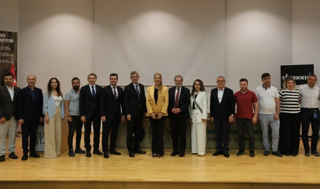 DOSABSİAD EV SAHİPLİĞİNDE DÜZENLENEN ‘GÜVENLİ YAPILAR, BİLİNÇLİ TOPLUM, SÜRDÜRÜLEBİLİR GELECEK’