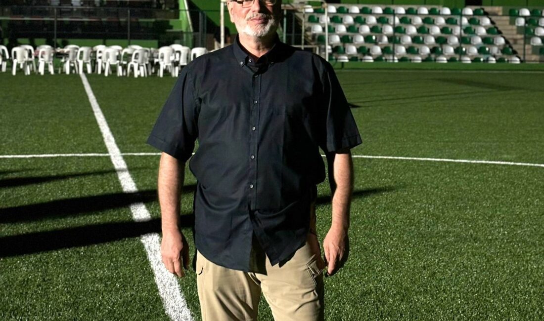 Tütünspor’da hedef gençler BURSA’NIN KÖKLÜ KULÜPLERİNDEN BİRİ OLAN DEMİRTAŞ TÜTÜNSPOR’DA YAPILAN KONGREDE MEVUT