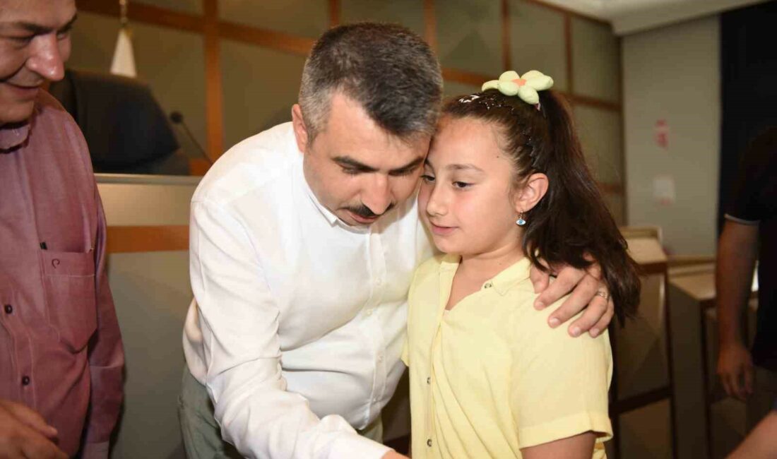 Yıldırım ailesi bayramlaştı YILDIRIM BELEDİYE BAŞKANI OKTAY YILMAZ, KURBAN BAYRAMI ÖNCESİ SON MESAİ