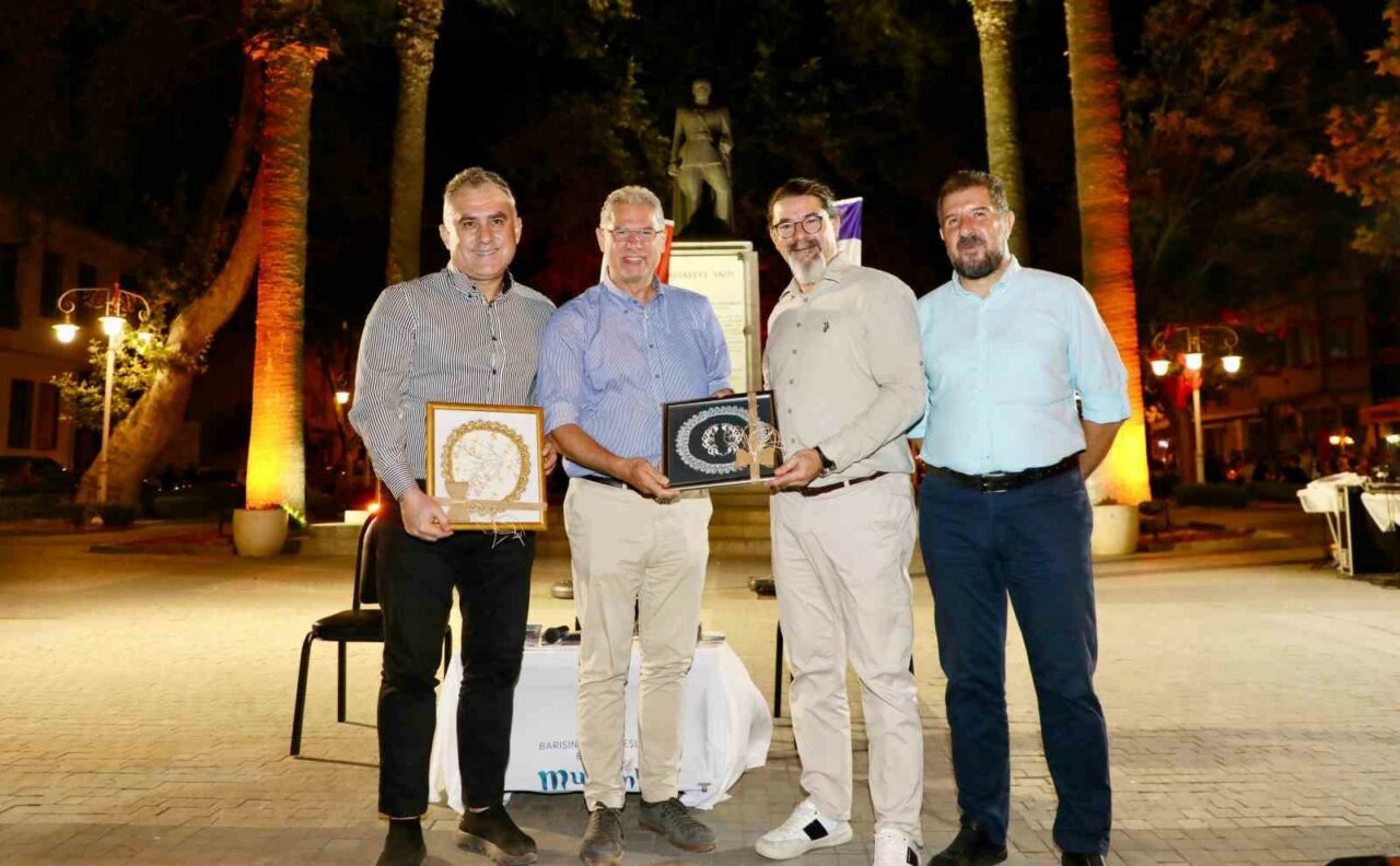 MUDANYA BELEDİYESİ, CEPHELERDE VERİLEN MÜCADELENİN DİPLOMATİK BAŞARISI OLAN, “YURTTA SULH,