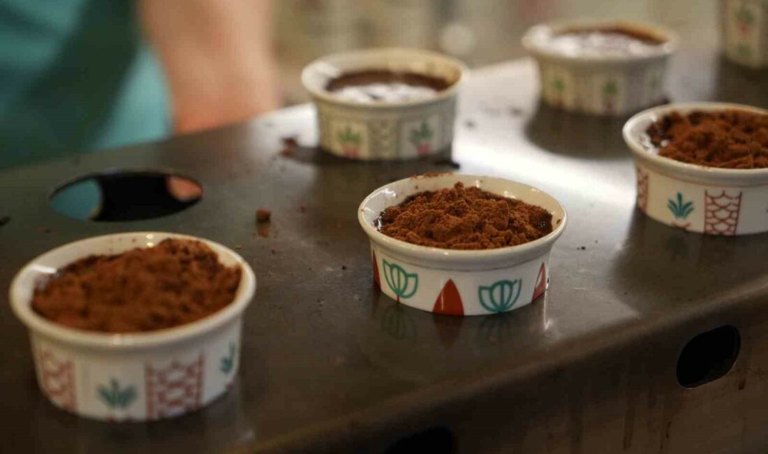 135 yıllık kahve kültürü tarihi handa yaşatılıyor 1890'LI YILLARDA ERZURUM'A UĞRAYAN KERVANLARIN VAZGEÇİLMEZ İÇECEĞİ İSLİ KAHVE KÜLTÜRÜ,