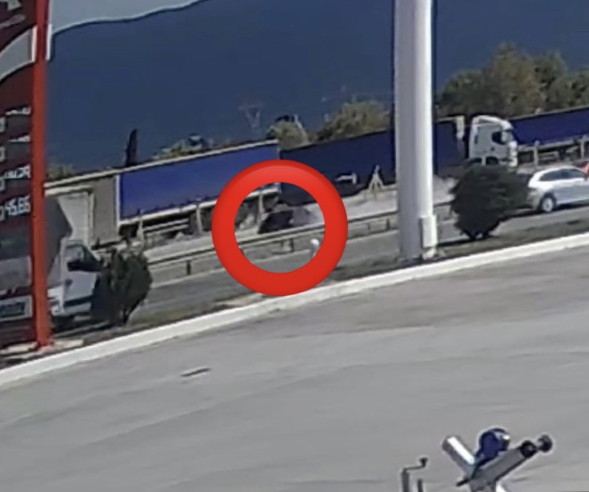 2 KİŞİNİN ÖLDÜĞÜ KAZA FECİ KAZA GÜVENLİK KAMERALARINA YANSIDI