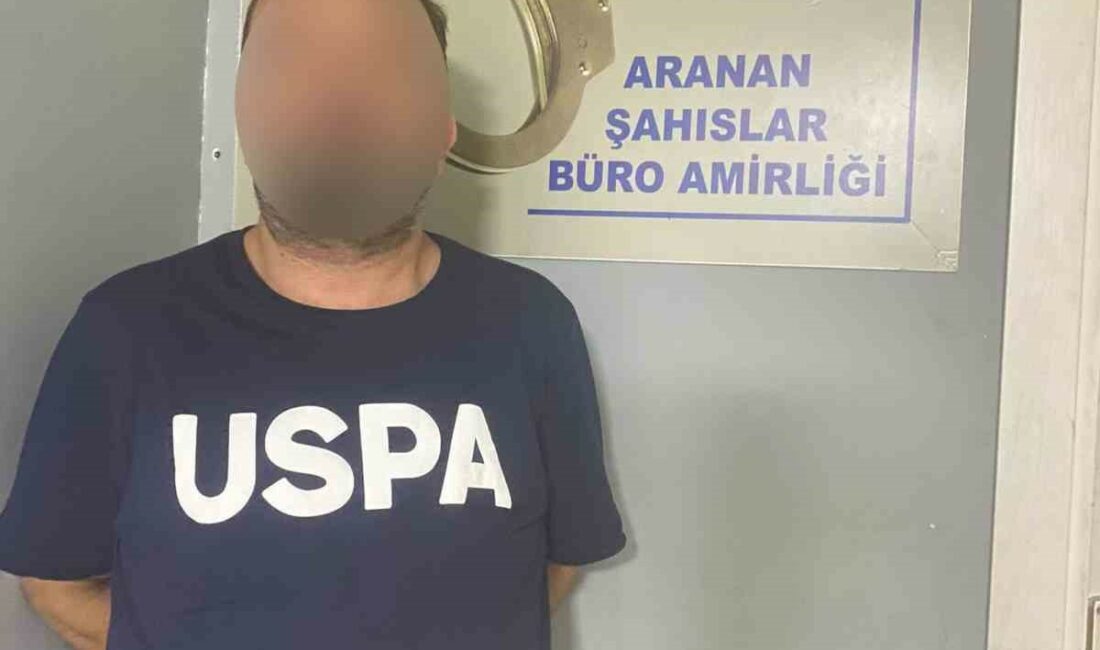 30 yıl hapis cezasıyla aranıyordu, kıskıvrak yakalandı BURSA ASAYİŞ ŞUBE MÜDÜRLÜĞÜ'NE BAĞLI ARANAN ŞAHISLAR BÜRO AMİRLİĞİ EKİPLERİ