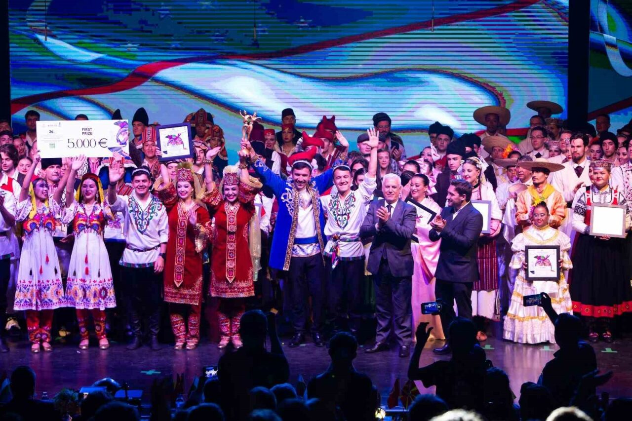 BU YIL DÜNYANIN 23 FARKLI ÜLKESİNDEN GELEN 720 DANSÇININ KATILIMIYLA