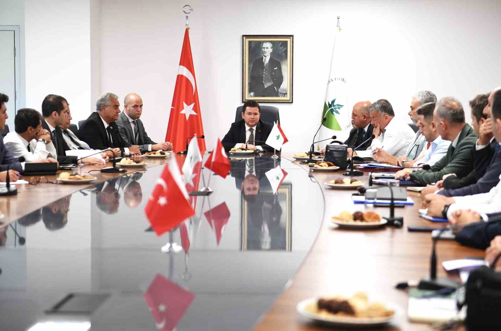 OSMANGAZİ BELEDİYE BAŞKANI ERKAN AYDIN, İLÇEDE YAŞAYAN TÜM YURTTAŞLARA REFAH