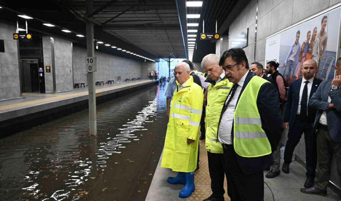 BURSA’DA ETKİLİ OLAN SAĞANAK YAĞIŞIN HAYATI OLUMSUZ ETKİLEMESİ ÜZERİNE ŞEHİR