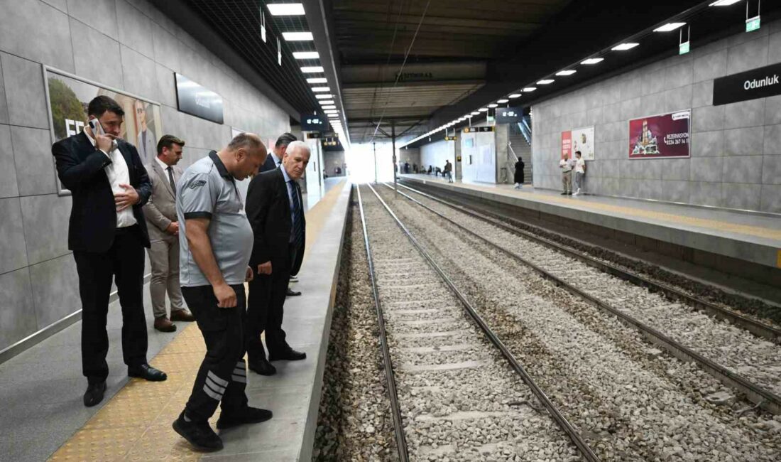 Başkan Bozbey’den Odunluk İstasyonu’na ziyaret BURSA BÜYÜKŞEHİR BELEDİYE BAŞKANI MUSTAFA BOZBEY, GEÇTİĞİMİZ GÜNLERDE ŞEHRİN BATI