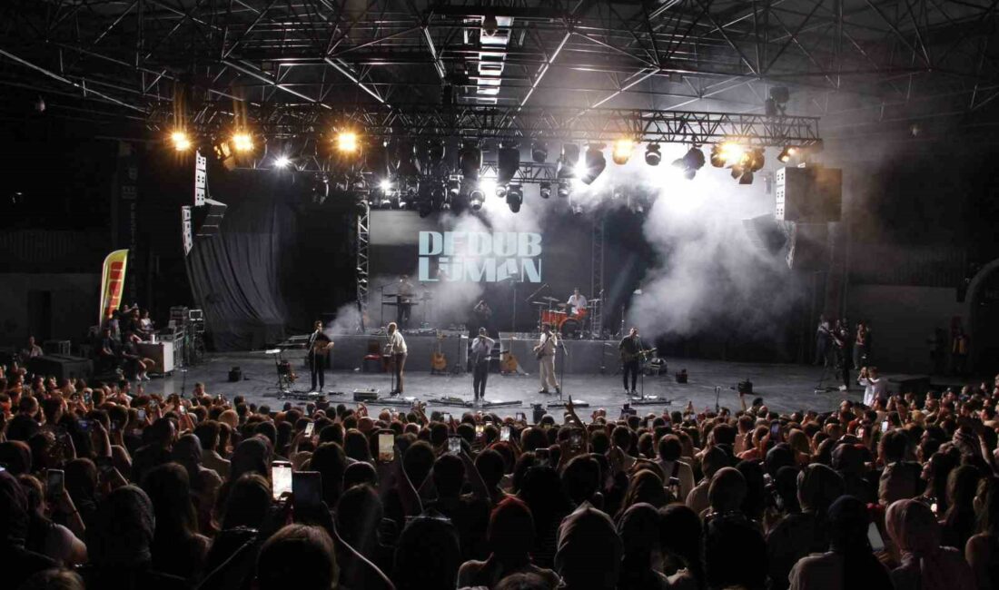 Bursa festivalinde ‘Dedublüman’ rüzgarı TÜRK ALTERNATİF ROCK SAHNESİNDE SON YILLARDA ADINDAN SIKÇA SÖZ ETTİREN