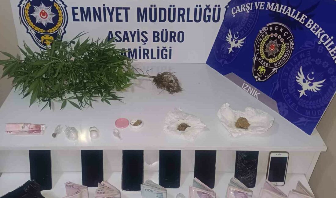 Bursa İznik’te uyuşturucu operasyonu: 7 gözaltı BURSA'NIN İZNİK İLÇESİNDE YAPILAN UYUŞTURUCU OPERASYONUNDA 7 KİŞİ YAKALANDI.