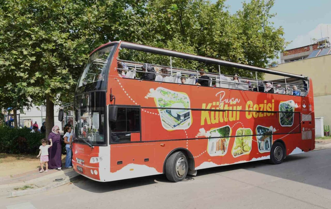 OSMANGAZİ BELEDİYESİ TARAFINDAN KADINLARA ÖZEL OLARAK DÜZENLENEN ‘BURSA KÜLTÜR GEZİSİ’