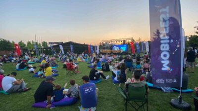 BURSA BÜYÜKŞEHİR BELEDİYESİ TARAFINDAN BİLİMİ KOLAY ULAŞILABİLİR HALE GETİRMEK VE