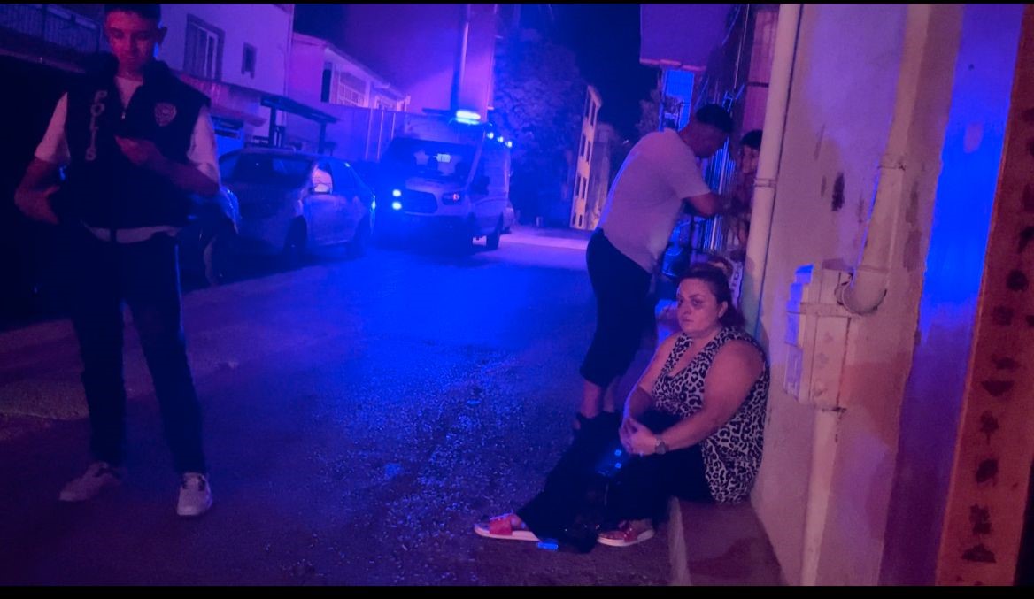 BURSA’DA EVİNİ YAKMAYA ÇALIŞTI, MAHALLEYİ AYAĞA KALDIRDI “YAKMAK İSTEDİM, YAKTIM”