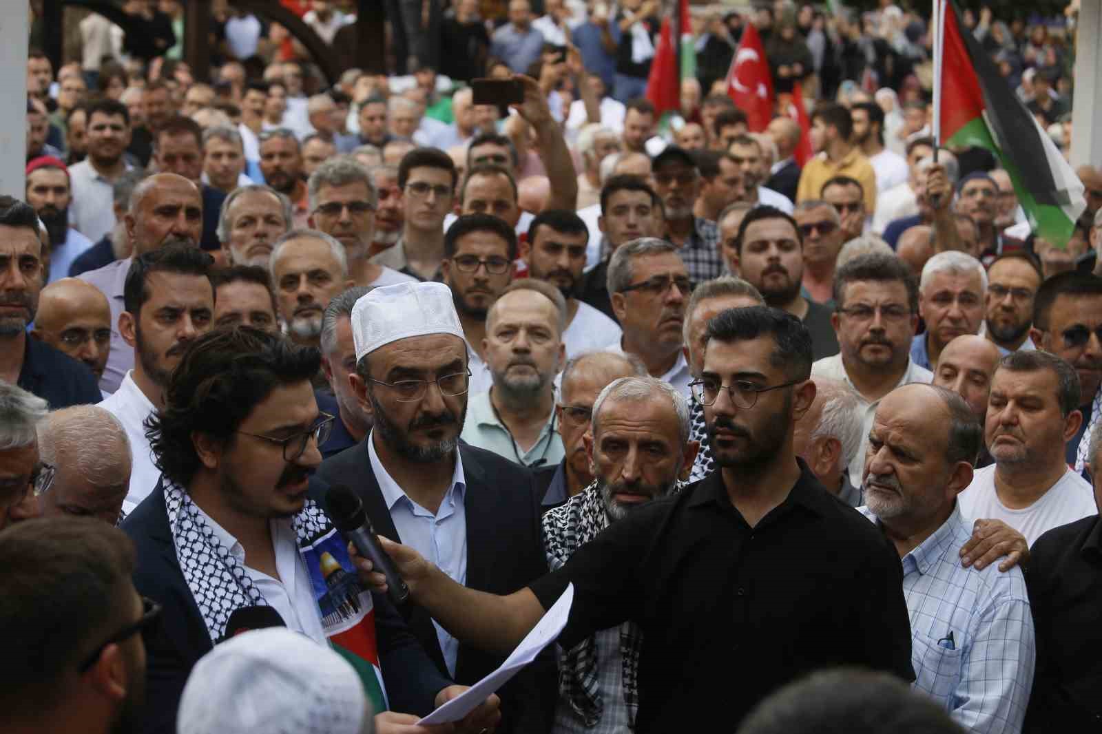BURSA’DA GÖNÜLLÜ KURULUŞLAR PLATFORMU, HAMAS LİDERİ İSMAİL HANİYE’NİN SUİKASTİ SONRASI