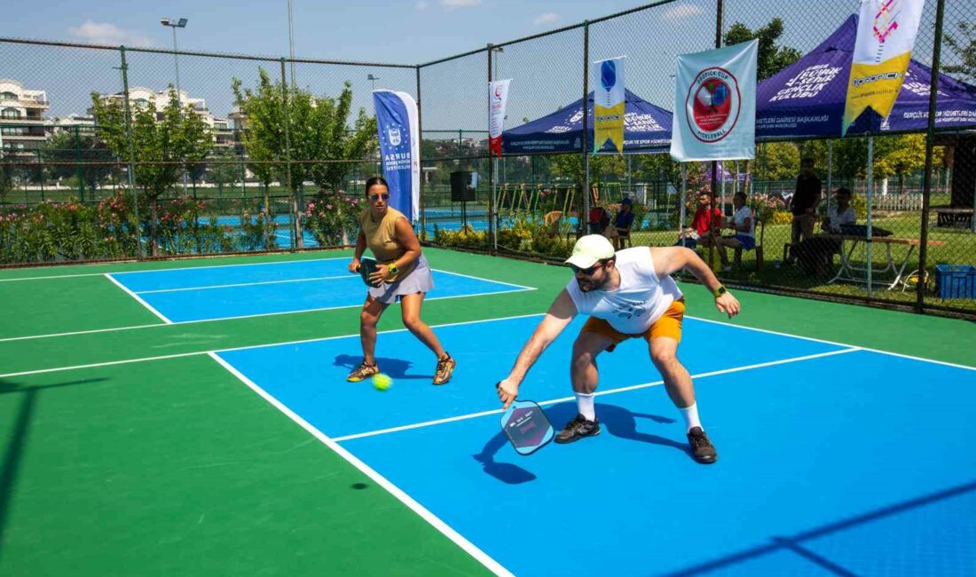 Bursa’nın ilk ’Pickleball Turnuvası’ yapıldı BURSA’DAKİ İLK ‘PİCKLEBALL TURNUVASI’, BURSA BÜYÜKŞEHİR BELEDİYESİ VE ULUSLARARASI PİCKLEBALL