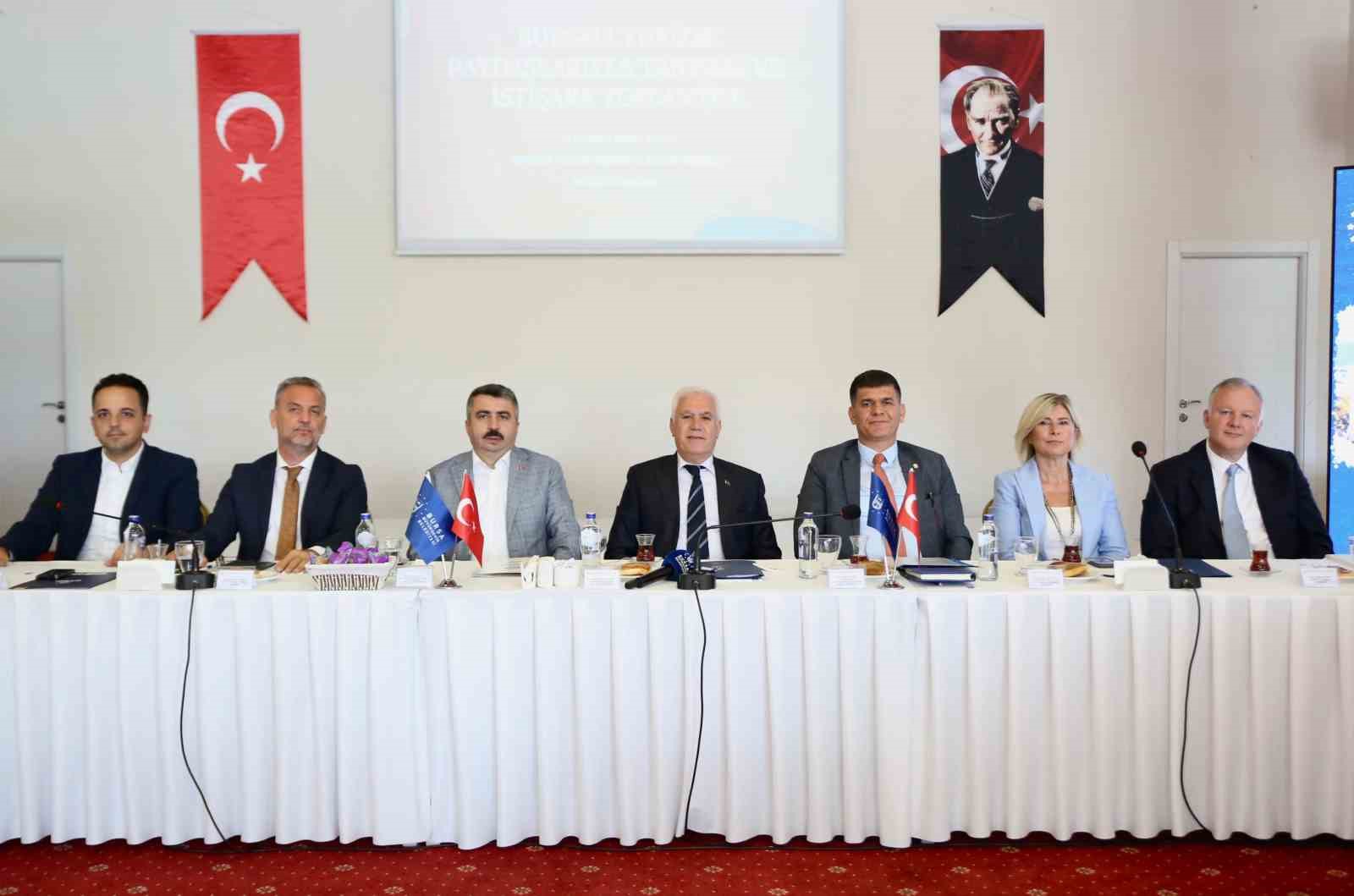 BURSA BÜYÜKŞEHİR BELEDİYE BAŞKANI MUSTAFA BOZBEY, TURİZM PAYDAŞLARIYLA BİR ARAYA