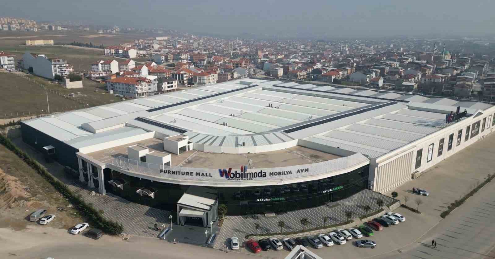 Dünyanın dört bir yanı, İnegöl mobilyasını tanıyacak WOBİLİMODA MOBİLYA AVM, TIRLARA GİYDİRDİĞİ LOGO İLE İNEGÖL MOBİLYASINI DÜNYANIN