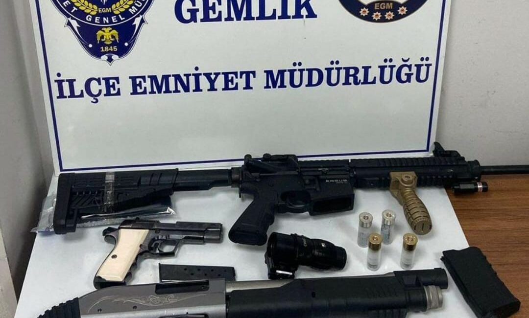 Gemlik’te 6 ayda 41 bin 957 şahıs sorgulandı GEMLİK İLÇE EMNİYET MÜDÜRLÜĞÜ EKİPLERİNİN 6 AY BOYUNCA YAPTIĞI ASAYİŞ