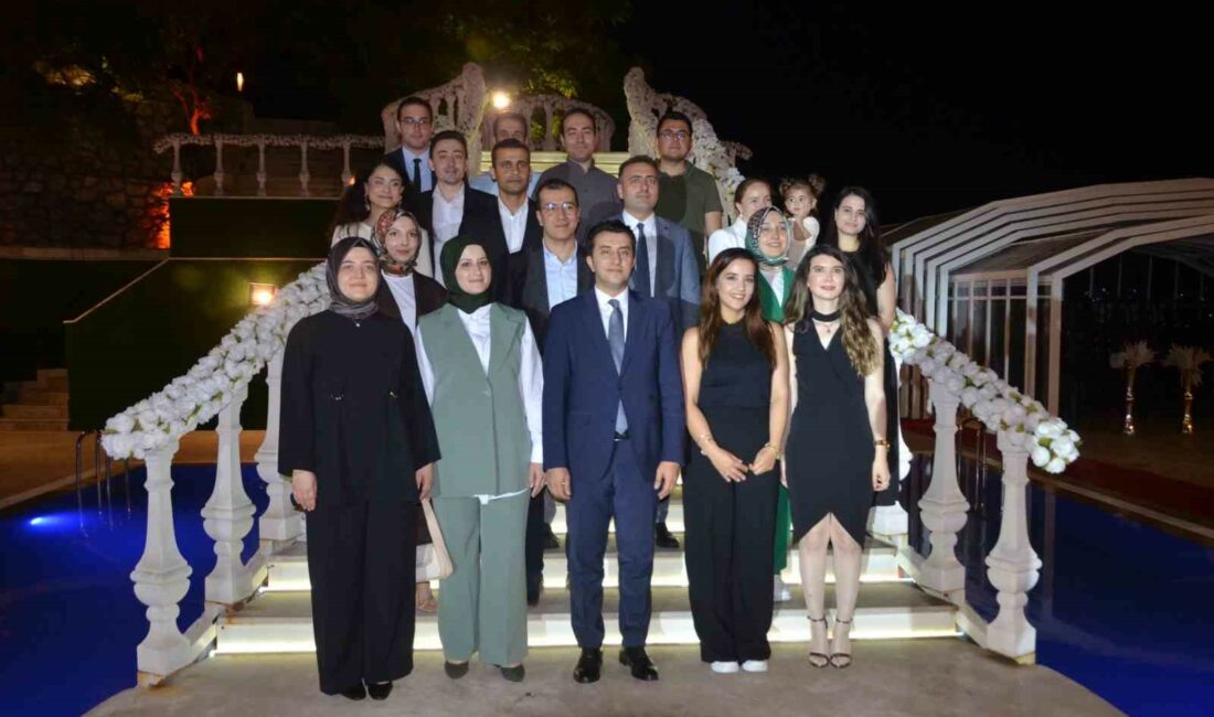 Gemlik’ten tayin olan savcı ve hakimlere veda gecesi GEMLİK ADLİYESİNDE GÖREV SÜRESİ TAMAMLANARAK FARKLI İLLERE TAYİN OLAN SAVCI