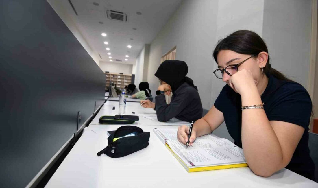 Hasan Ali Yücel Dünya Klasikleri Kütüphanesi’ni gençler çok sevdi OSMANGAZİ BELEDİYESİ TARAFINDAN İLÇEYE KAZANDIRILAN HASAN ALİ YÜCEL DÜNYA KLASİKLERİ