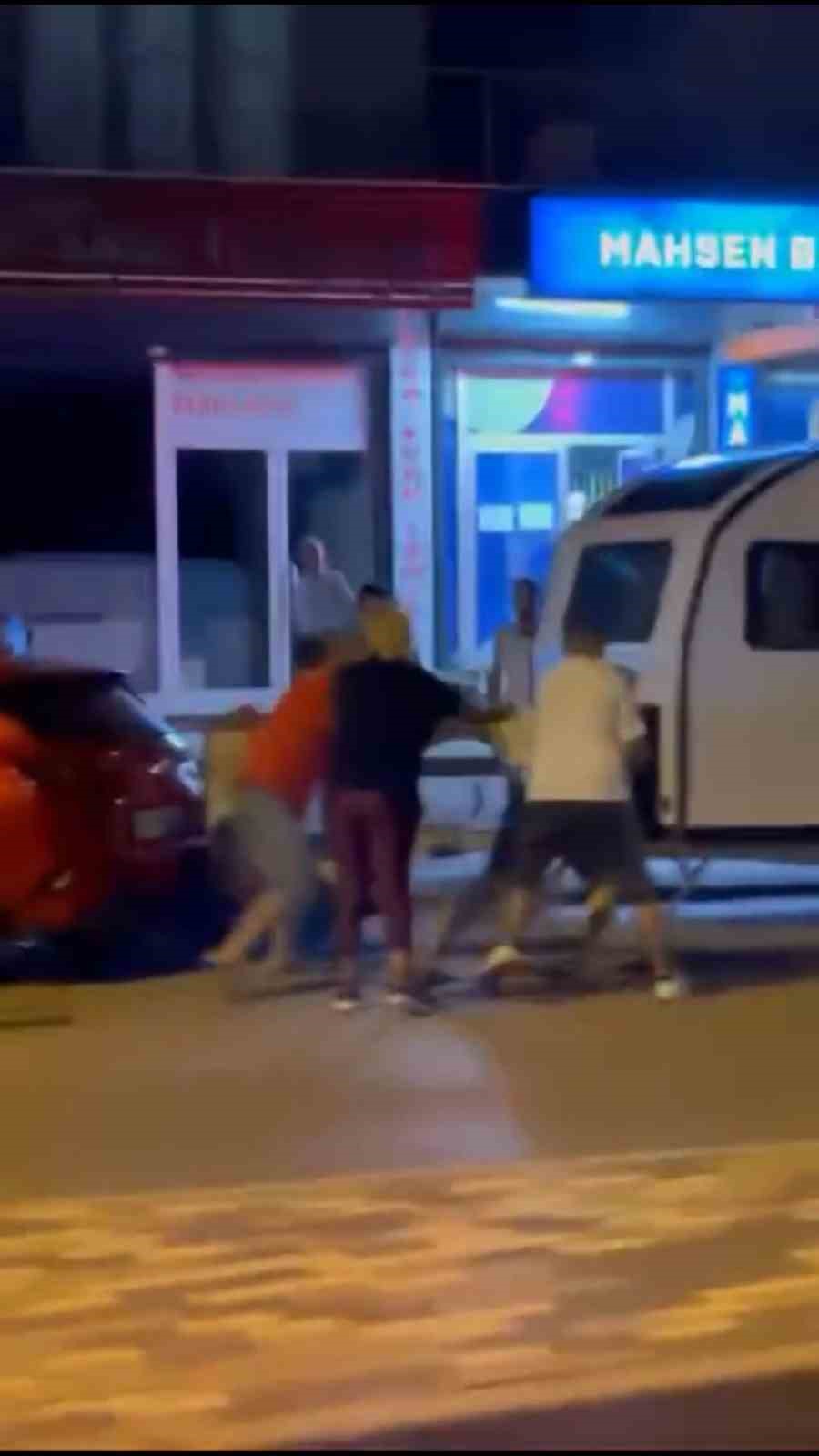 BURSA'DA 2 GRUP ARASINDA ÇIKAN SÖZLÜ TARTIŞMA BİR SÜRE SONRA