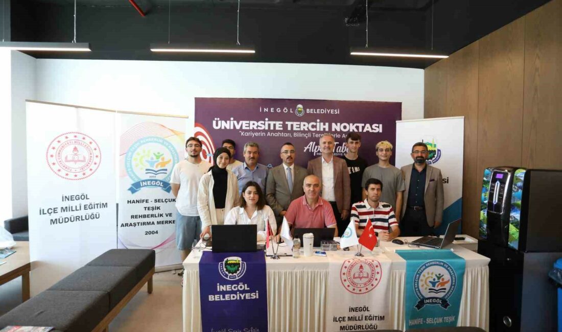 İnegöl protokolü üniversite adaylarına moral depoladı İNEGÖL BELEDİYESİ, YÜKSEKÖĞRETİM KURUMLARI SINAVI (YKS) TERCİH SÜRECİNDE ÜNİVERSİTE ADAYLARINA