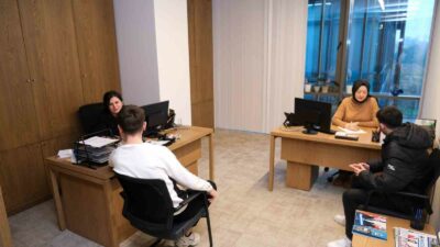 İŞ ARAYAN VE İŞVERENİ BULUŞTURMAYA DEVAM EDEN İNEGÖL BELEDİYESİ İSTİHDAM