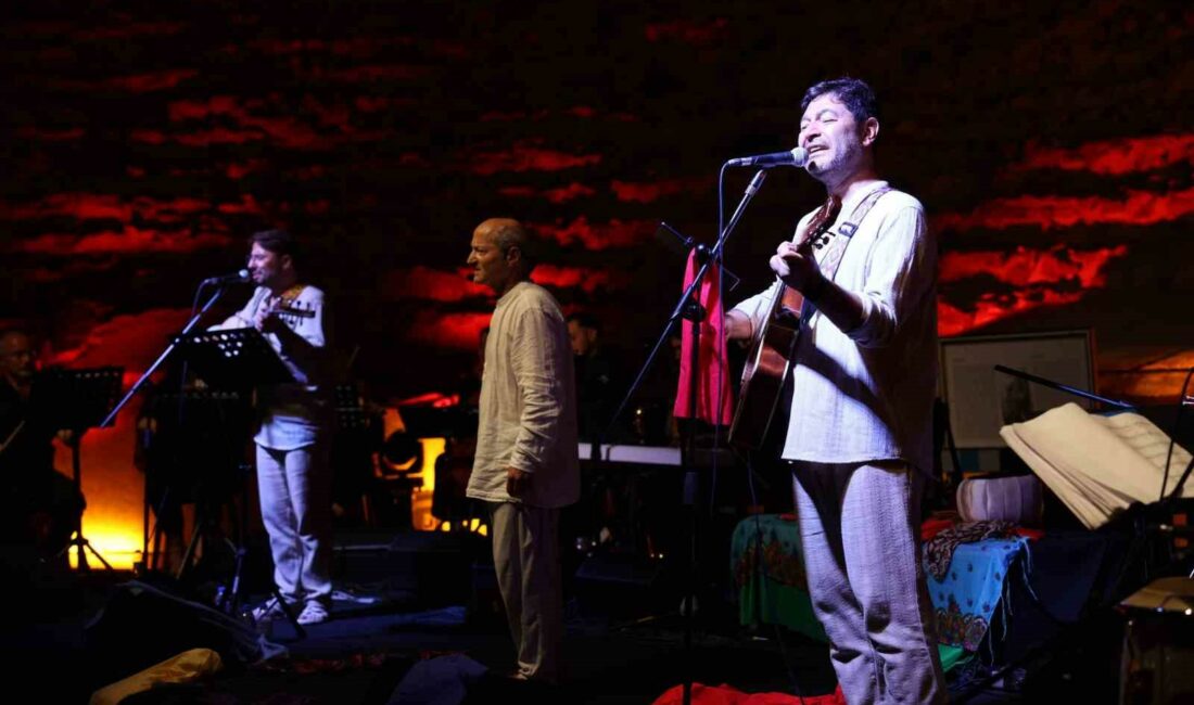 İznik Antik Tiyatrosu’nda Nazım Hikmet gecesi BURSA BÜYÜKŞEHİR BELEDİYESİ TARAFINDAN 2024’ÜN NAZIM HİKMET YILI İLAN EDİLMESİYLE,