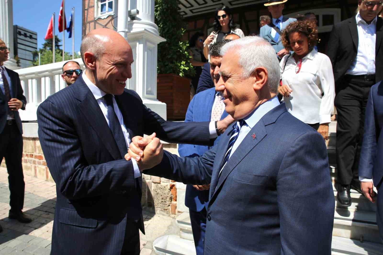 BURSA BÜYÜKŞEHİR BELEDİYE BAŞKANI MUSTAFA BOZBEY, ALMANYA’DAKİ KARDEŞ ŞEHİR HESSEN’DEN