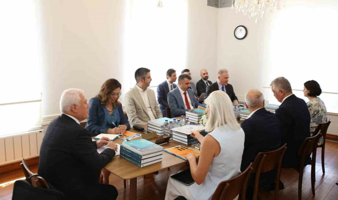 Marmara Belediyeler Birliği’nde gündem sokak hayvanları ve deprem MARMARA BELEDİYELER BİRLİĞİ (MBB) ENCÜMEN TOPLANTISI, MBB BAŞKANI MUSTAFA BOZBEY