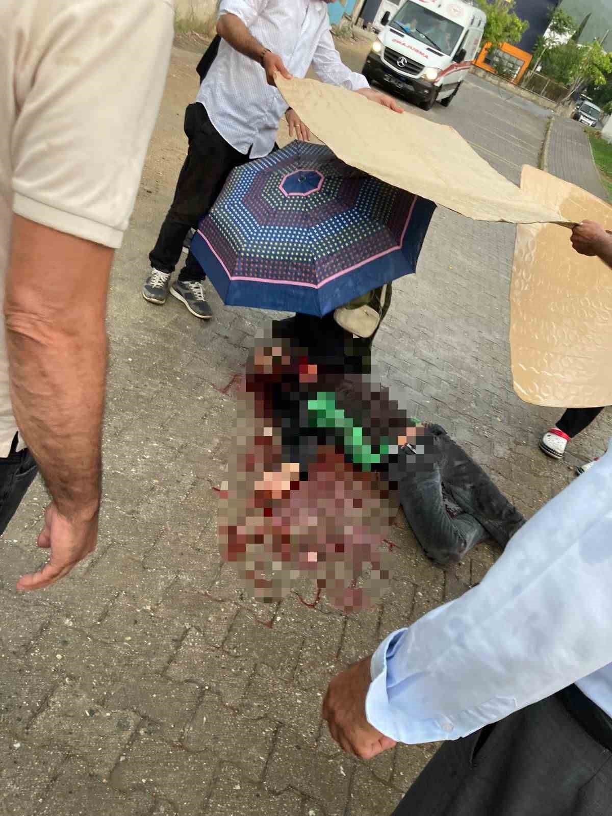 CİNAYET ANI SANİYE SANİYE KAMERADA... ALACAK VERECEK MESELESİ KANLI BİTTİ