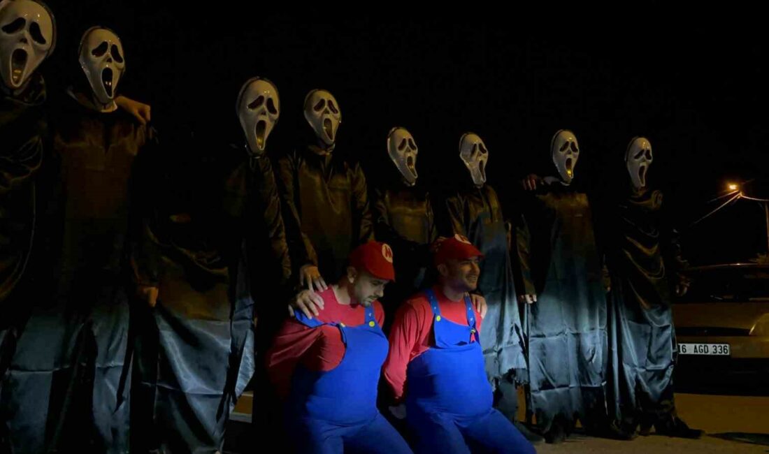 BURSA’DA BİR ARKADAŞ GRUBU, DAMAT OLAN ARKADAŞLARINI ÖNCE MEHTERAN İLE