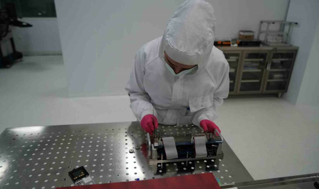 BURSA’DA 8 YILDIR ‘LAZER ÇİPİ’ ÜRETEN TÜRKİYE’NİN İLK VE TEK