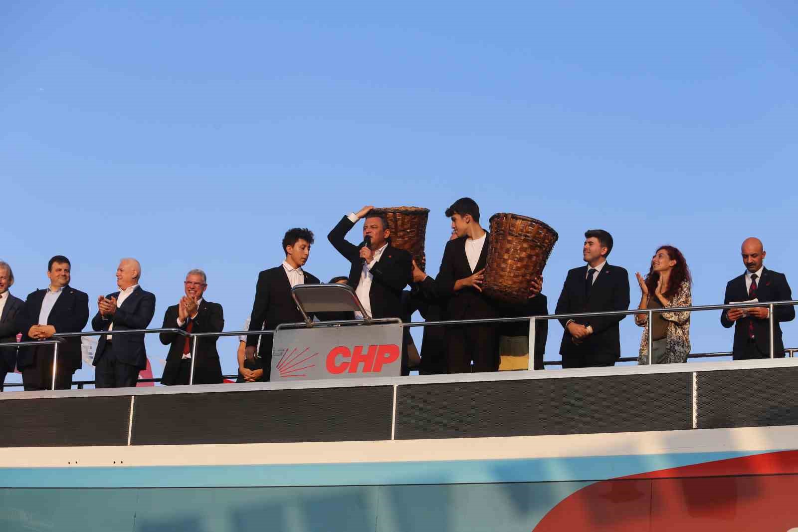 CUMHURİYET HALK PARTİSİ (CHP) GENEL BAŞKANI ÖZGÜR ÖZEL, BURSA’NIN MUDANYA