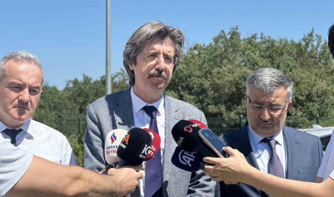 Rektör Yılmaz, yangının bilançosunu açıkladı; Yüzlerce dekar orman zarar gördü ULUDAĞ ÜNİVERSİTESİ REKTÖRÜ YILMAZ, YANGININ SON DURUMUNU HAKKINDA BİLGİ VERDİ