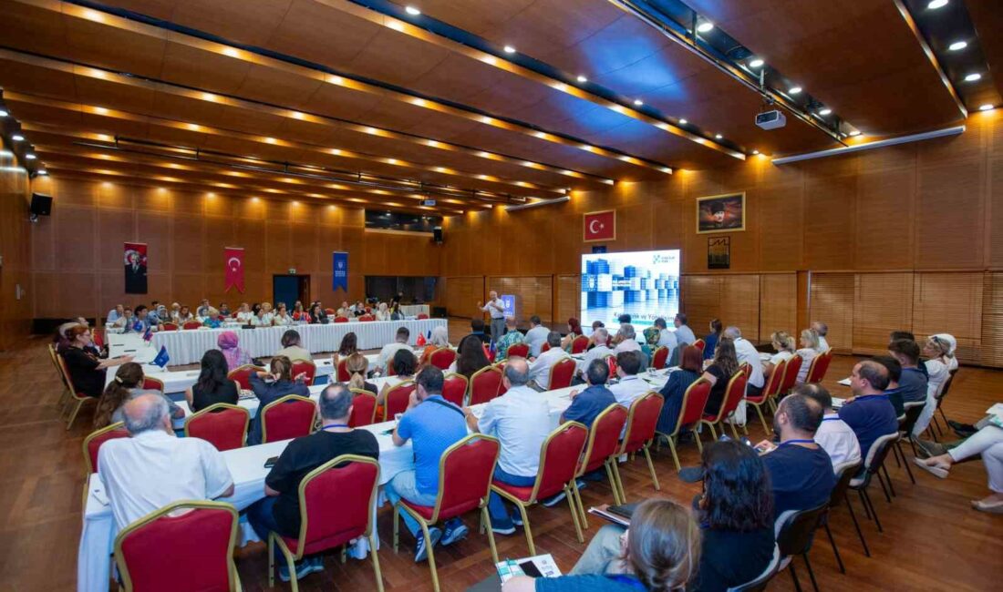 Stratejik planlama çalışmaları ortak akılla yürütülüyor BURSA’NIN YOL HARİTASINI BELİRLEYECEK OLAN 2025-2029 STRATEJİK PLAN ÇALIŞMALARINI KATILIMCI