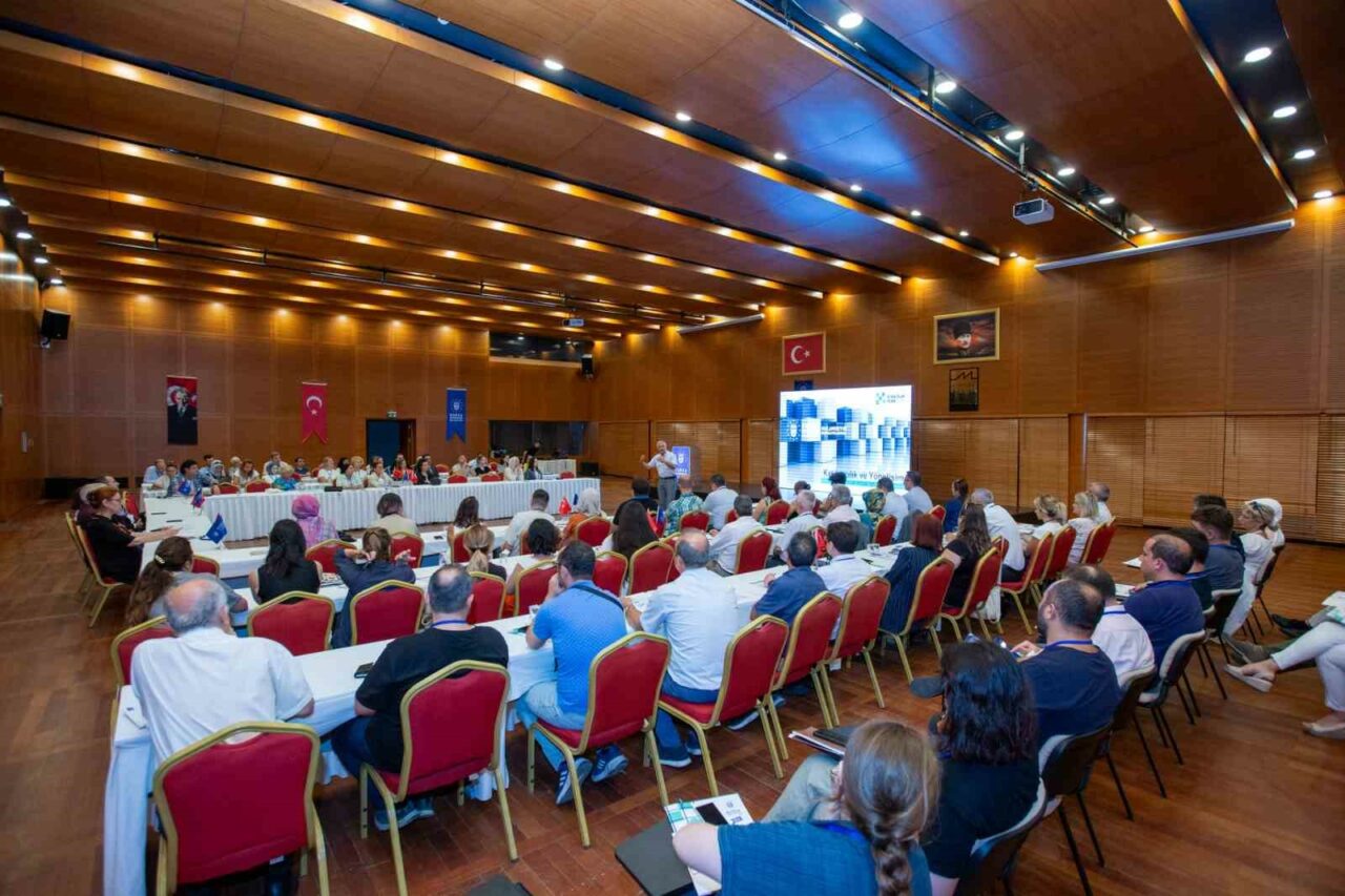 BURSA’NIN YOL HARİTASINI BELİRLEYECEK OLAN 2025-2029 STRATEJİK PLAN ÇALIŞMALARINI KATILIMCI