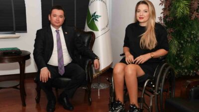 BURSA (İHA) - OSMANGAZİ BELEDİYESİ YAZI İŞLERİ MÜDÜRLÜĞÜ PERSONELİ KÜBRA