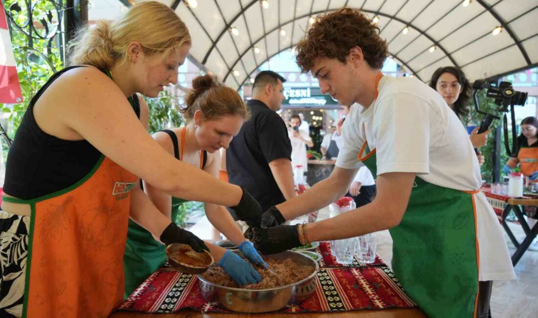GENÇLER ARASI DEĞİŞİM PROGRAMI ÇERÇEVESİNDE DÜNYANIN DÖRT BİR YANINDAN BURSA'YA