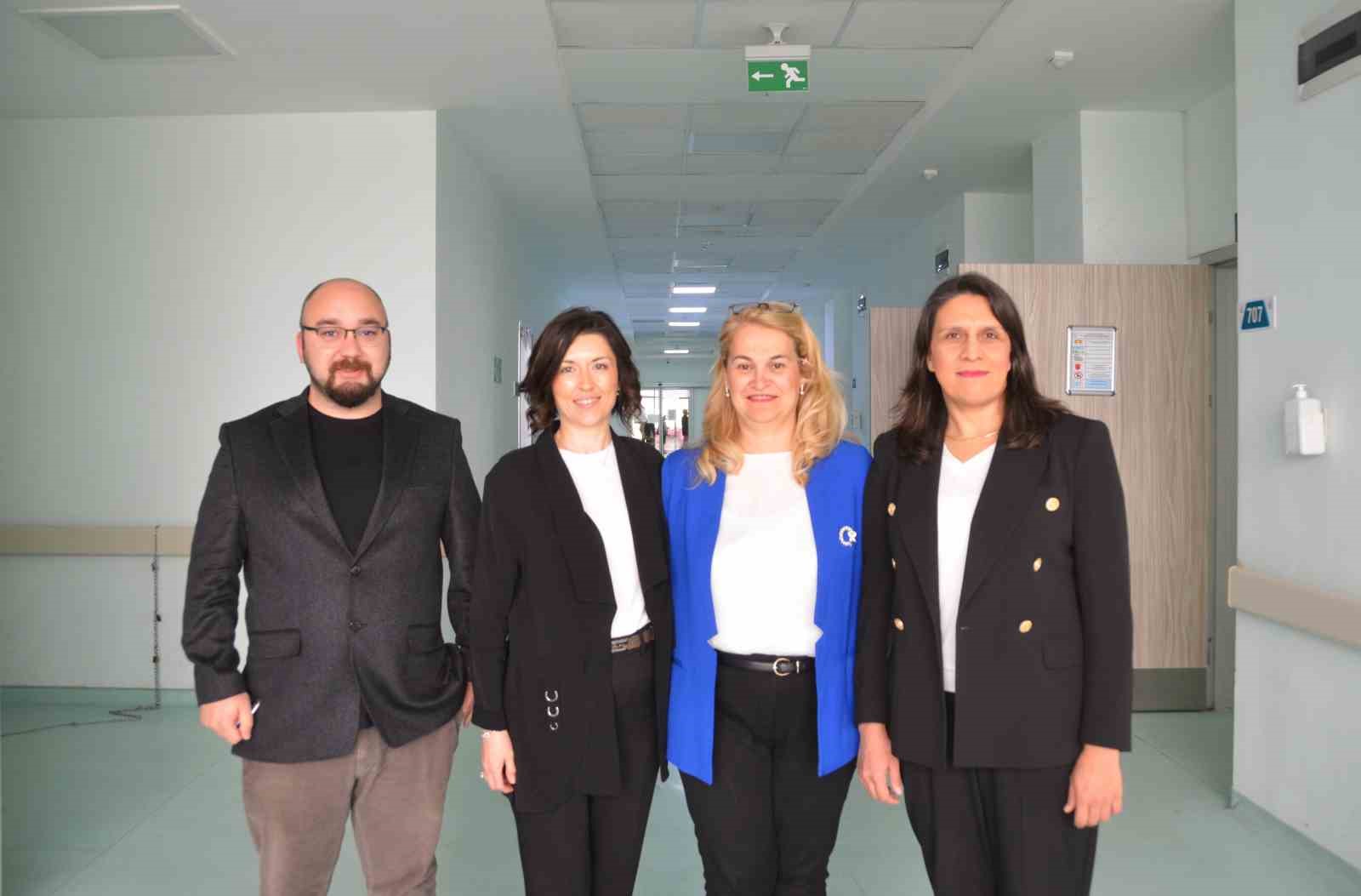 PARKİNSON BAŞTA OLMAK ÜZERE ÇEŞİTLİ HAREKET BOZUKLUĞU HASTALIKLARININ TEDAVİSİNDE KULLANILAN