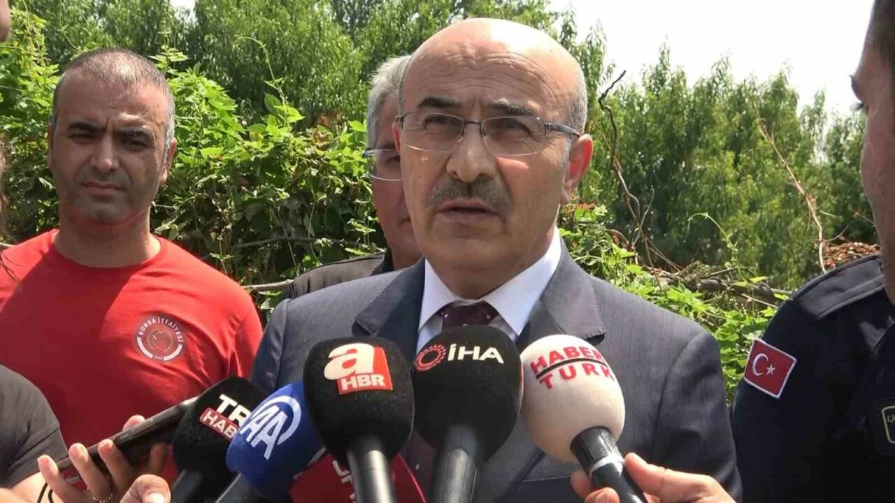 BURSA’DA BİR FABRİKADA ÇIKAN VE SONRASINDA 2 FABRİKAYA DAHA SIÇRAYAN