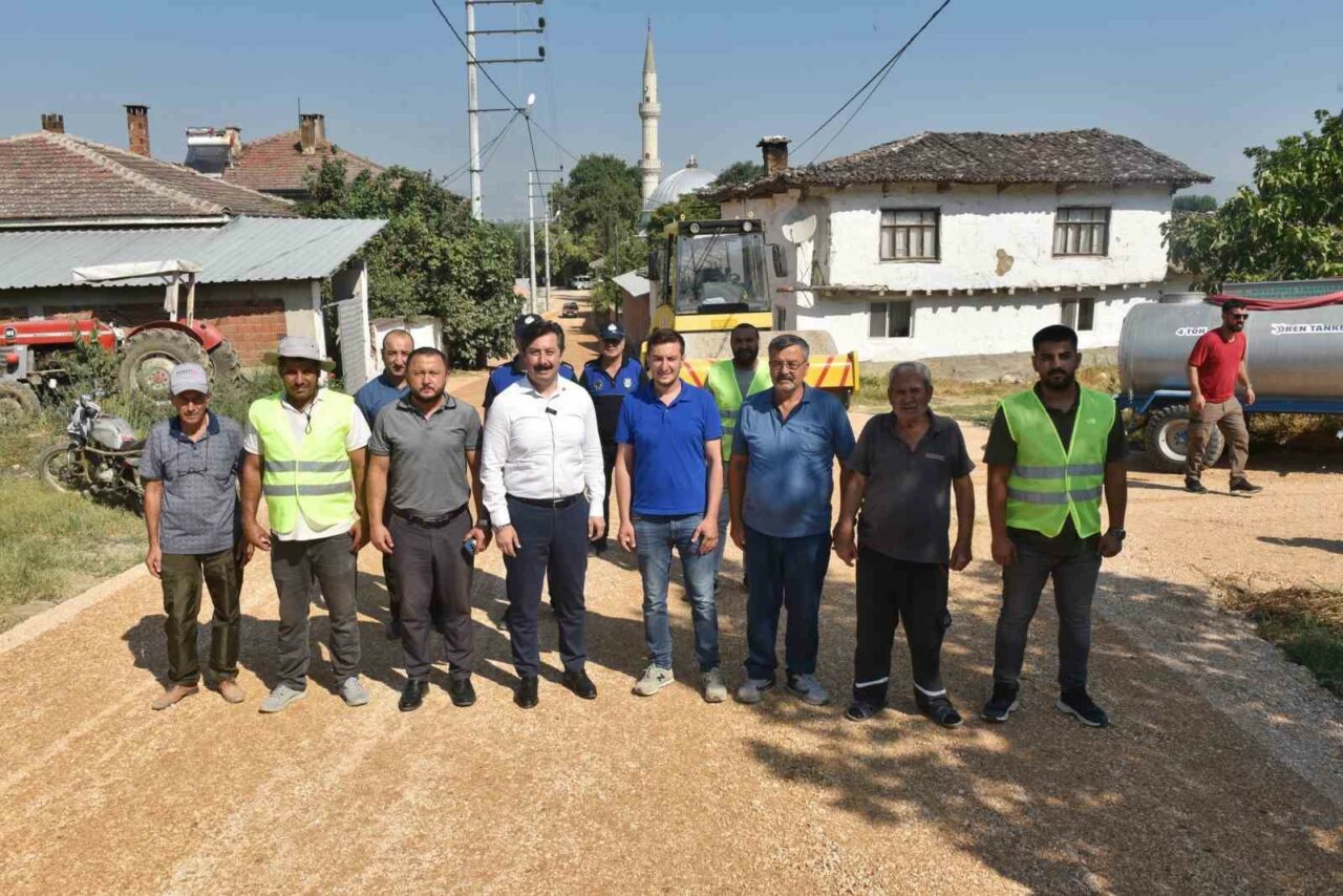 YENİŞEHİR’İN KIRSAL AYAZ VE SÖYLEMİŞ MAHALLELERİNDE YOLLARIN BOZUK OLMASI NEDENİYLE