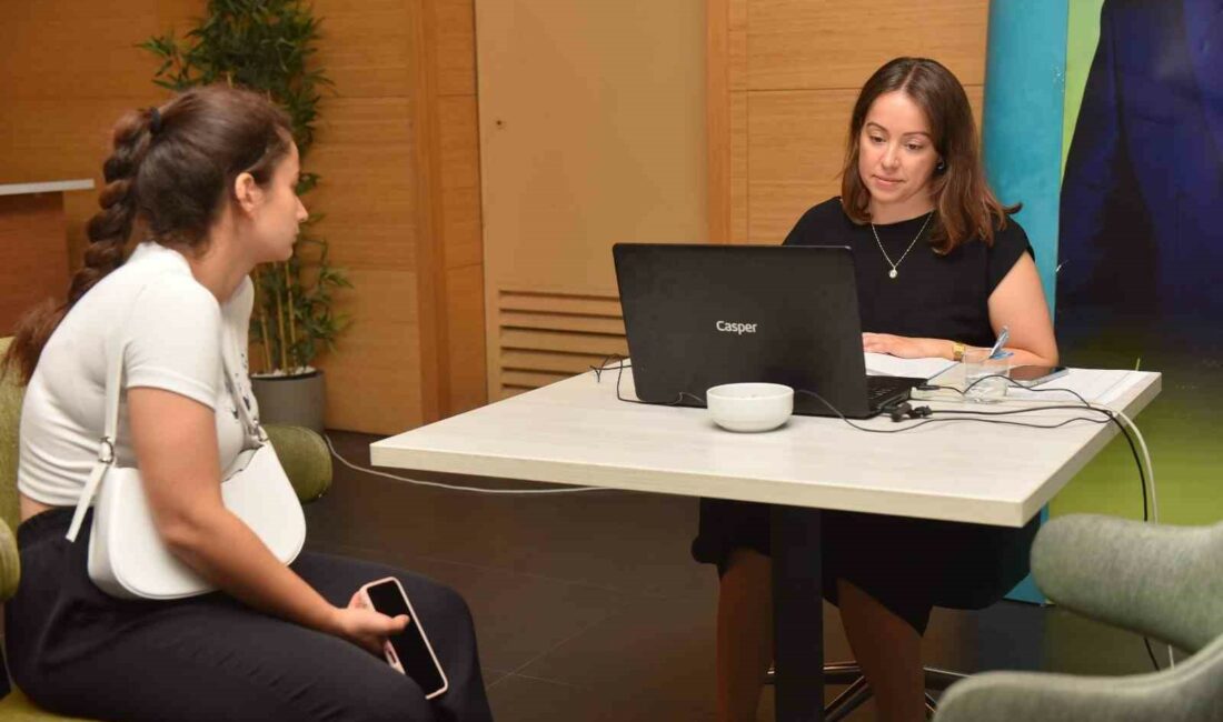 Yıldırım’da üniversite adaylarına ücretsiz danışmanlık hizmeti YILDIRIM BELEDİYESİ, YÜKSEKÖĞRETİM KURUMLARI SINAVI (YKS) SONRASI ÖĞRENCİLERE MÜMİNE ŞEREMET