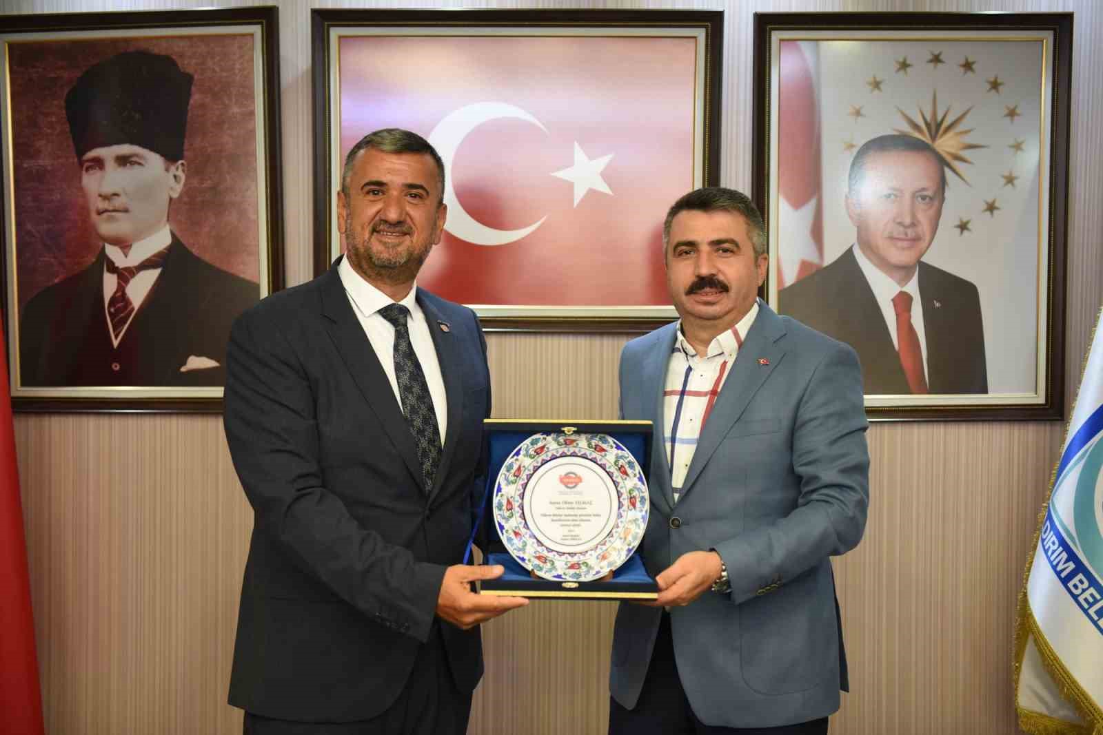 YILDIRIM'DA DEVAM EDEN KENTSEL DÖNÜŞÜM ÇALIŞMALARINA ANADOLU SANAYİCİ VE İŞ